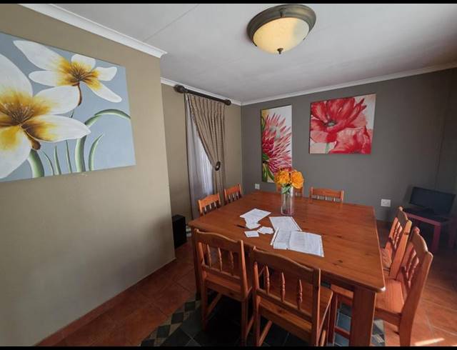 3 BEDROOM TOWNHOUSE FOR SALE IN BRACKENDOWNS